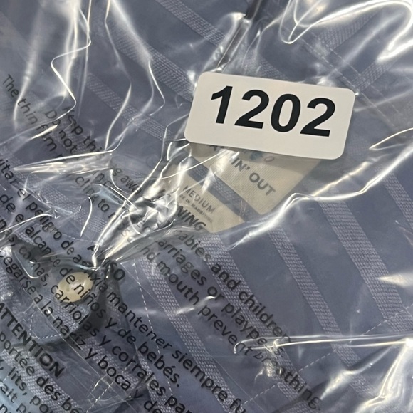 NWT Johnnie-O Size Medium Marlin Navy Stripe Short Sleeve Button Front Shirt - Picture 11 of 11